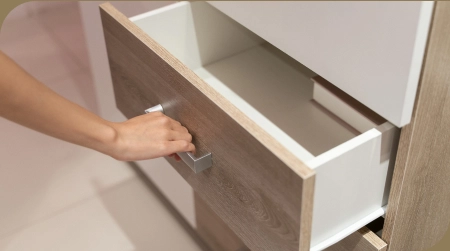 Cajón de placard en dormitorio